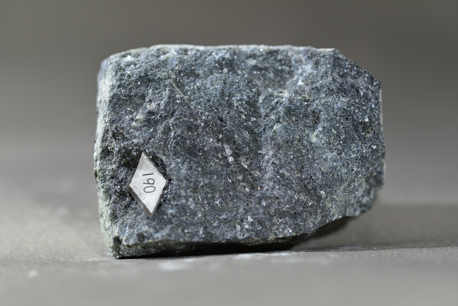 角閃岩(Amphibolite)
